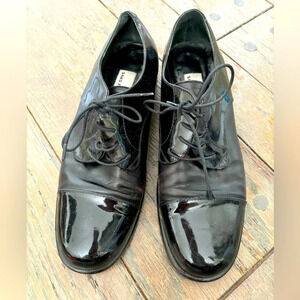 Saks Fifth Avenue Black Patent Leather Loafers Size 8 Workwear Normcore Chic